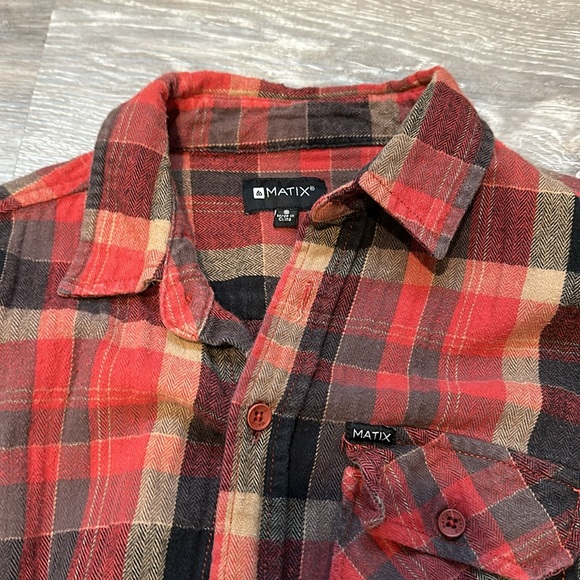 Matix flannel. - Picture 2 of 2
